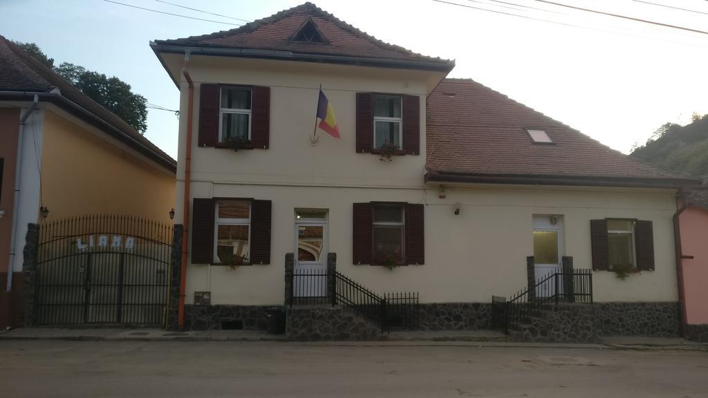 Pensiunea Liana Nemsa Exterior foto